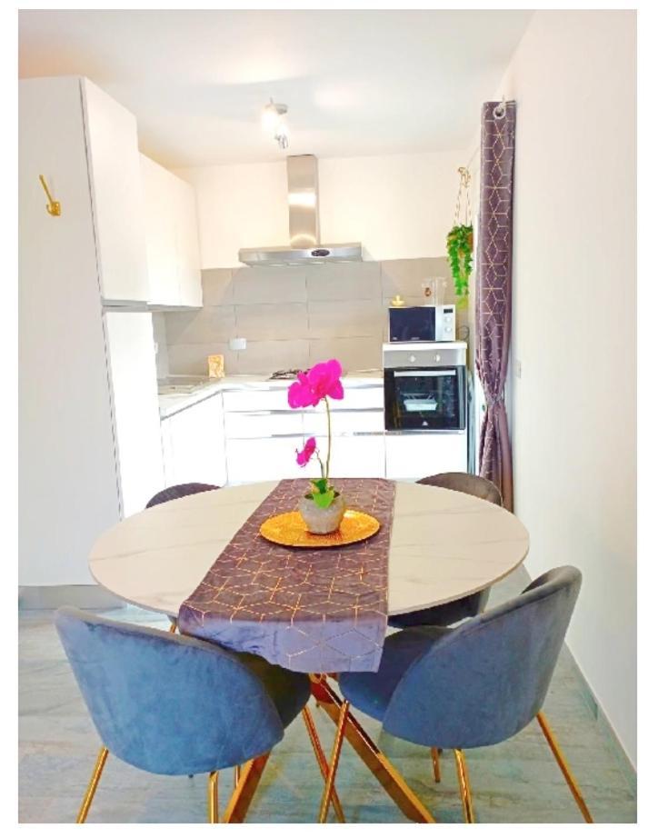 Apartament Chic Fiumicino Zewnętrze zdjęcie